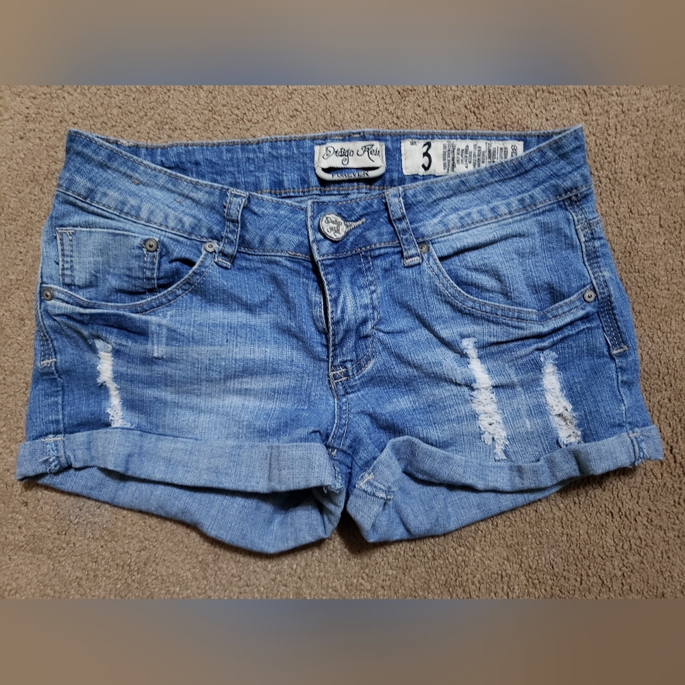 Women's Light Blue Denim Roll-Cuff Shorts